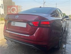 نيسان ألتيما